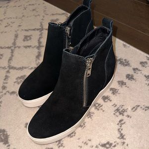 Women’s Steve Madden booties